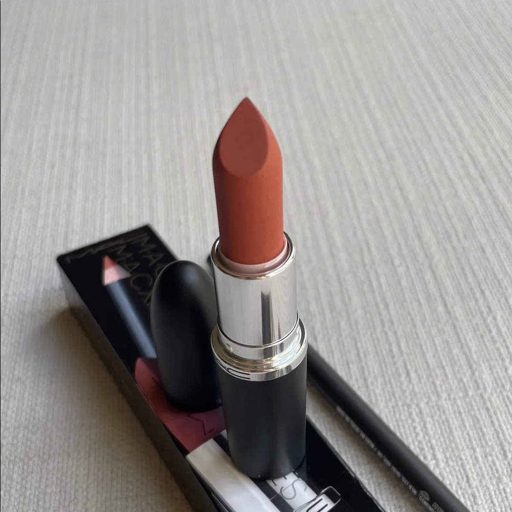 MAC Cosmetics Lipstick & Lip Liner Duo - WHIRL